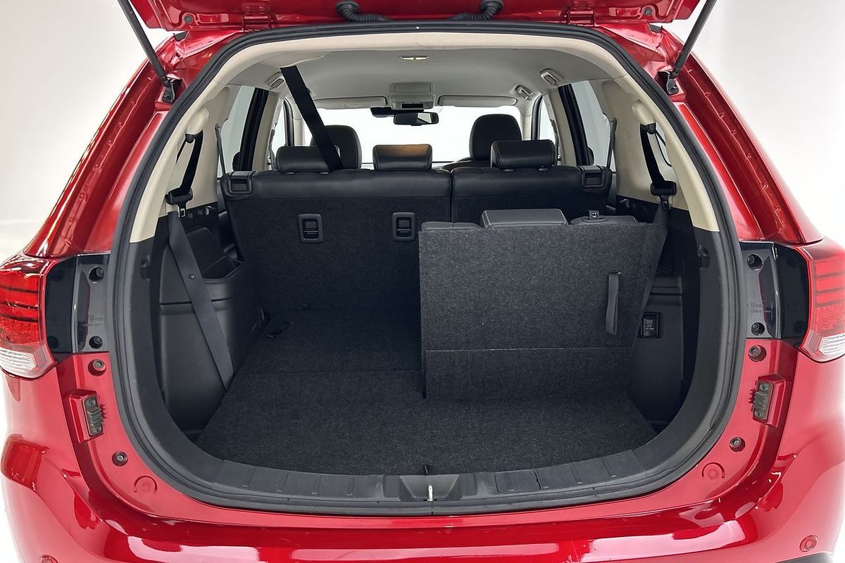 2020 Mitsubishi Outlander LS ZL