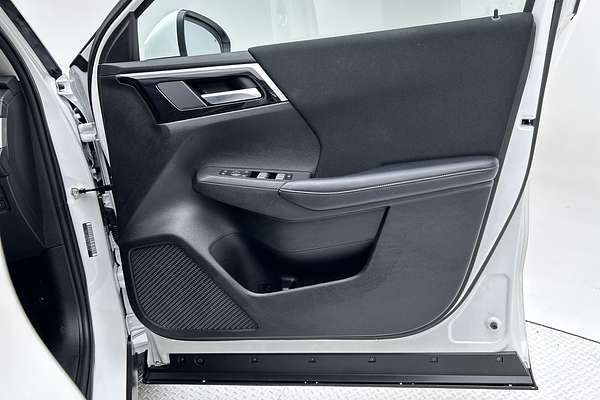 2024 Mitsubishi Outlander ES ZM