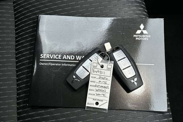2024 Mitsubishi Outlander ES ZM