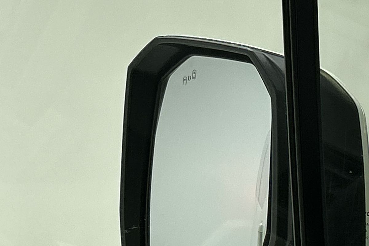 2022 Toyota Hiace GDH320R