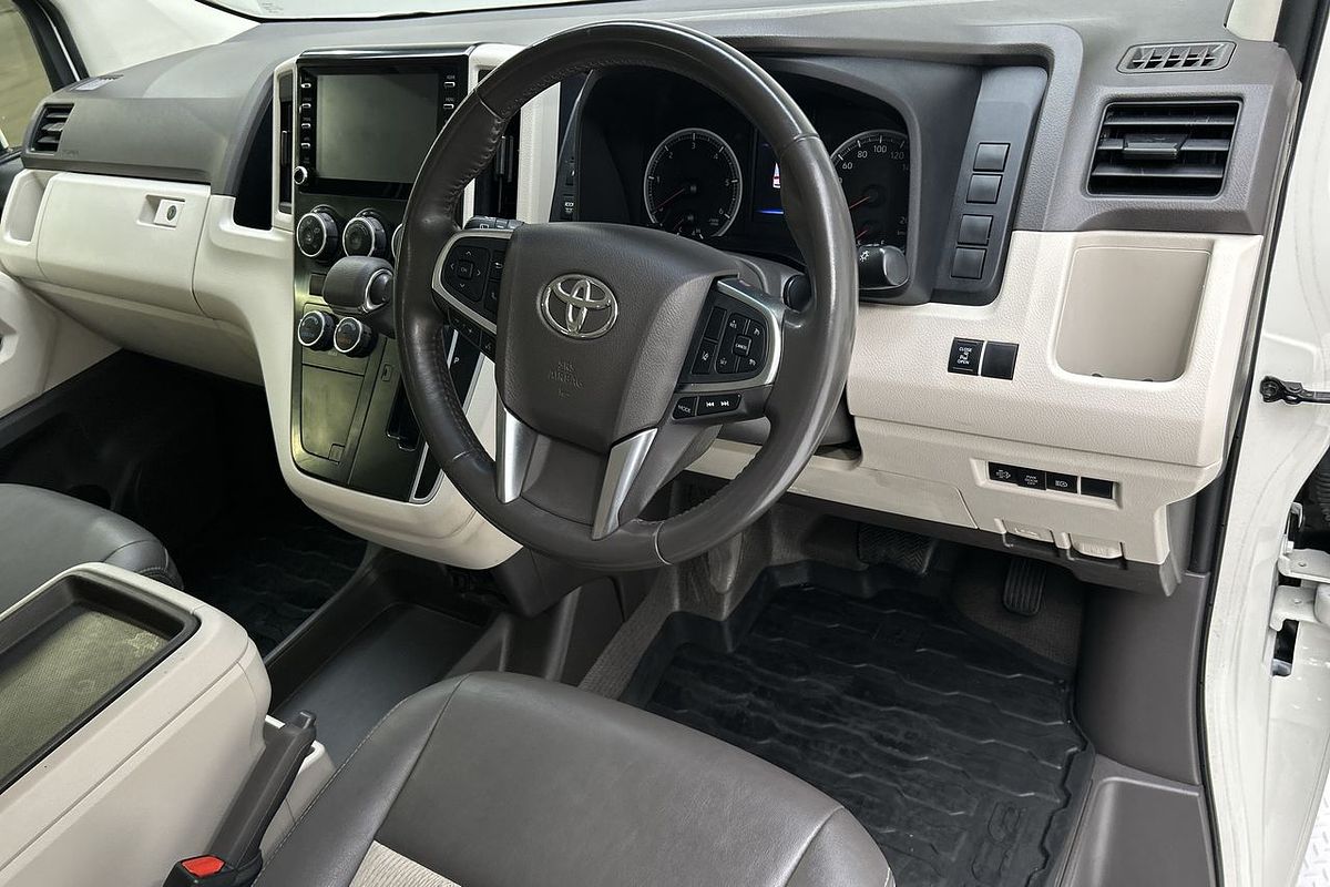2022 Toyota Hiace GDH320R