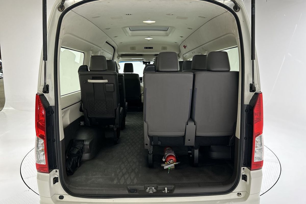 2022 Toyota Hiace GDH320R