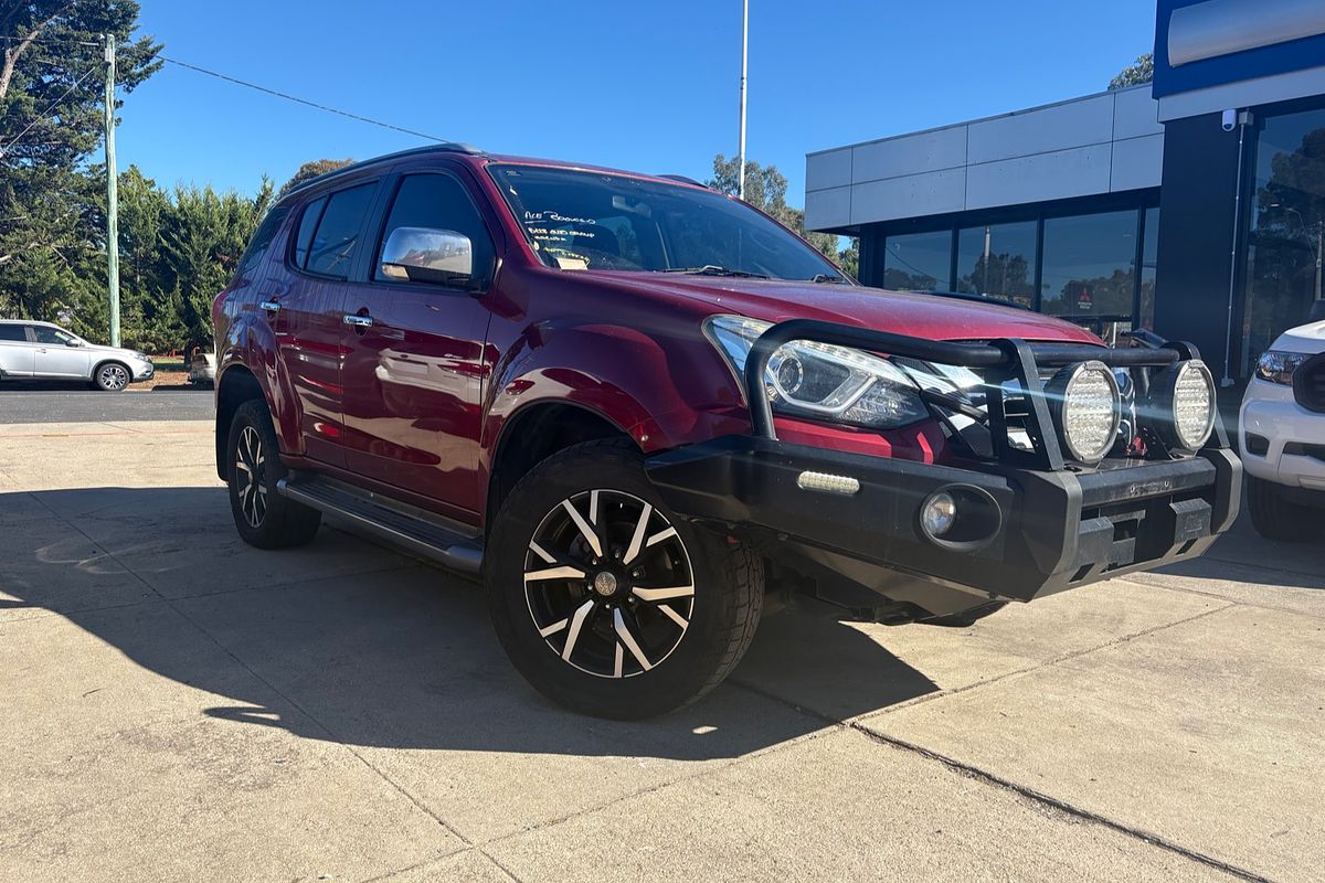 2020 Isuzu MU-X LS-T