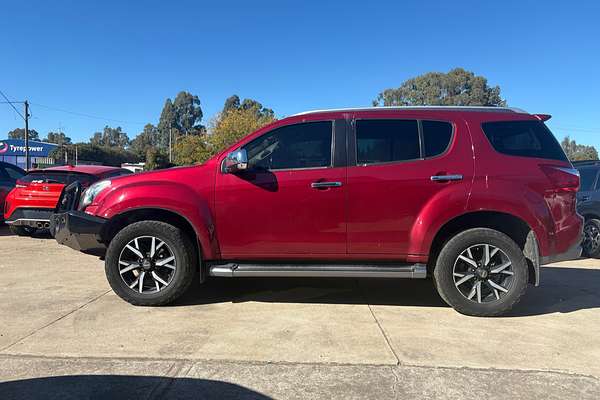 2020 Isuzu MU-X LS-T