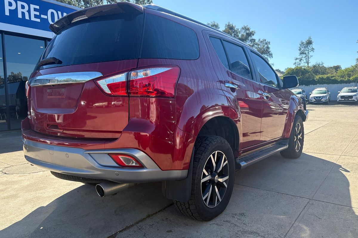 2020 Isuzu MU-X LS-T