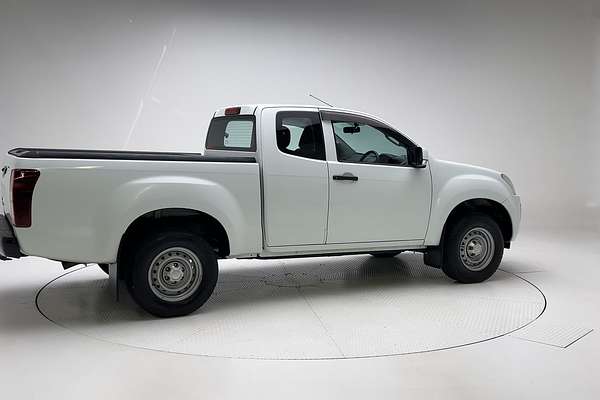 2018 Isuzu D-MAX SX High Ride Rear Wheel Drive