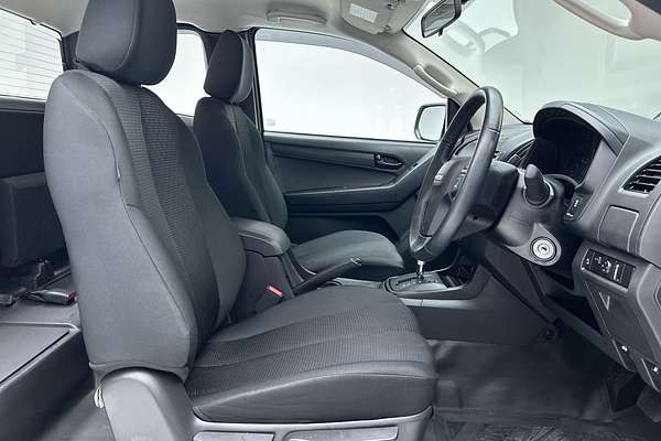 2018 Isuzu D-MAX SX High Ride Rear Wheel Drive