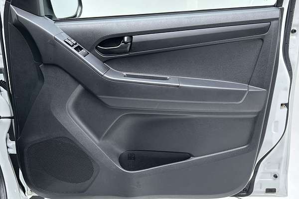2018 Isuzu D-MAX SX High Ride Rear Wheel Drive
