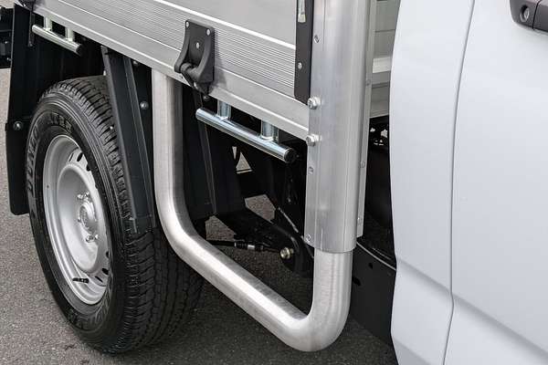 2025 Isuzu D-MAX SX High Ride Rear Wheel Drive