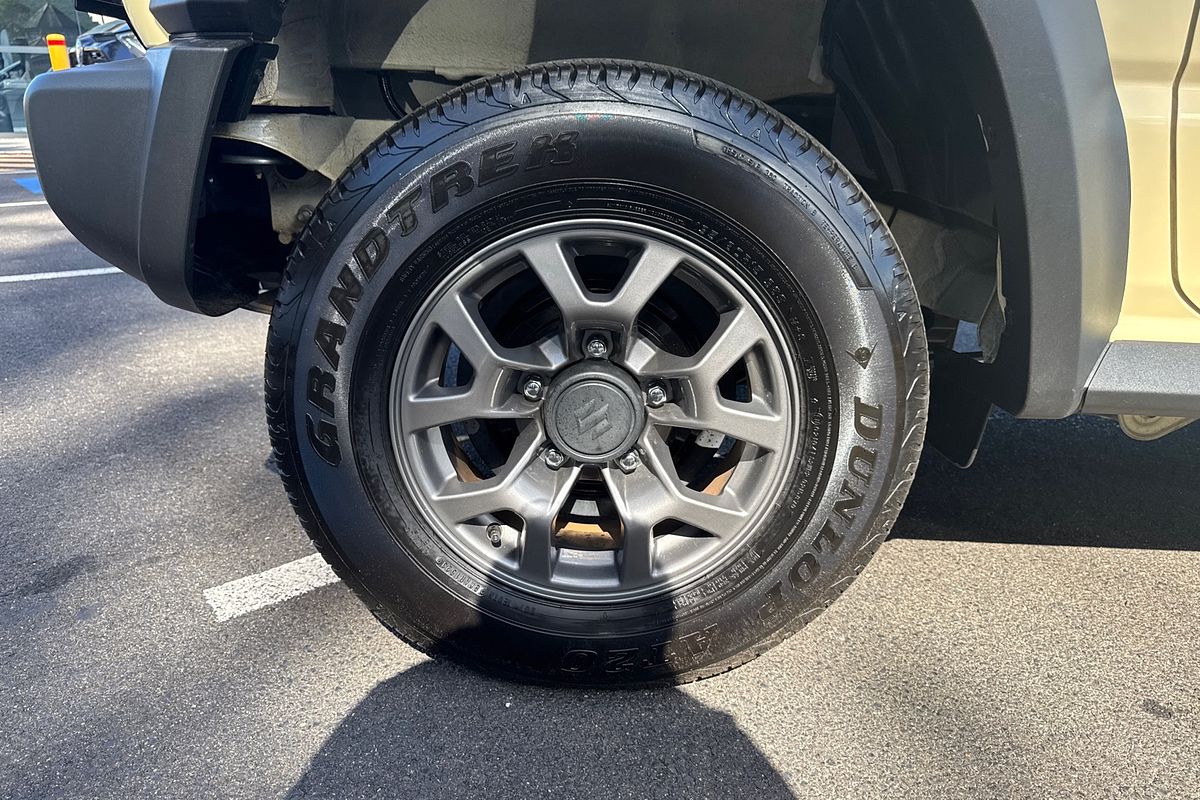 2023 Suzuki Jimny GLX GJ