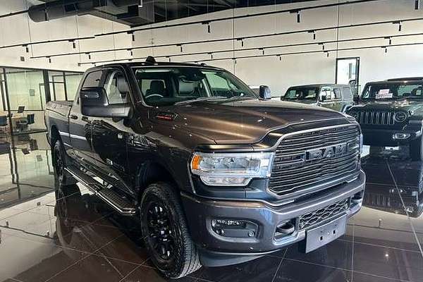 2024 RAM 2500 Yellowstone Edition Rambox DJ 4X4