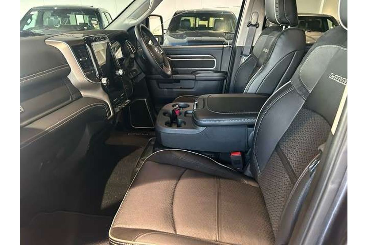 2024 RAM 2500 Yellowstone Edition Rambox DJ 4X4