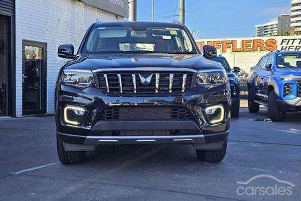 2024 Mahindra Scorpio Z8L