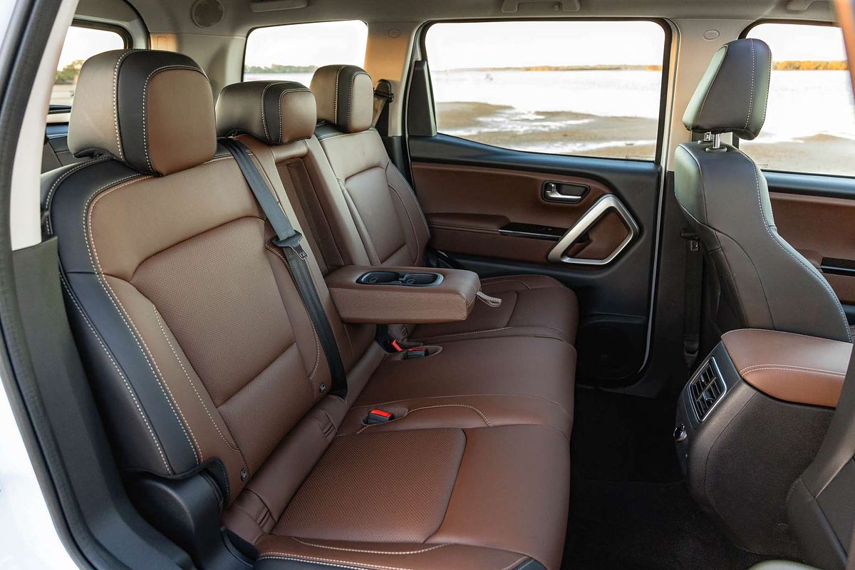 2024 Mahindra Scorpio Z8L