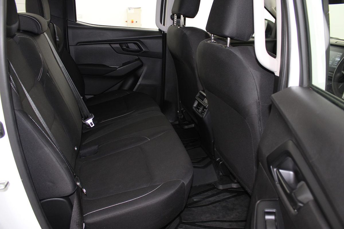 2023 Isuzu D-MAX SX High Ride Rear Wheel Drive