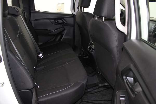 2023 Isuzu D-MAX SX High Ride Rear Wheel Drive