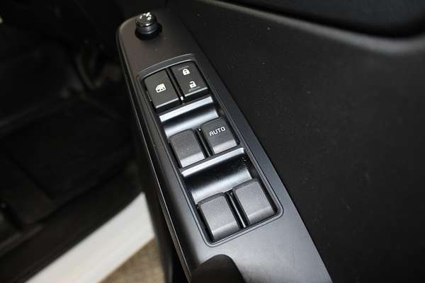 2023 Isuzu D-MAX SX High Ride Rear Wheel Drive