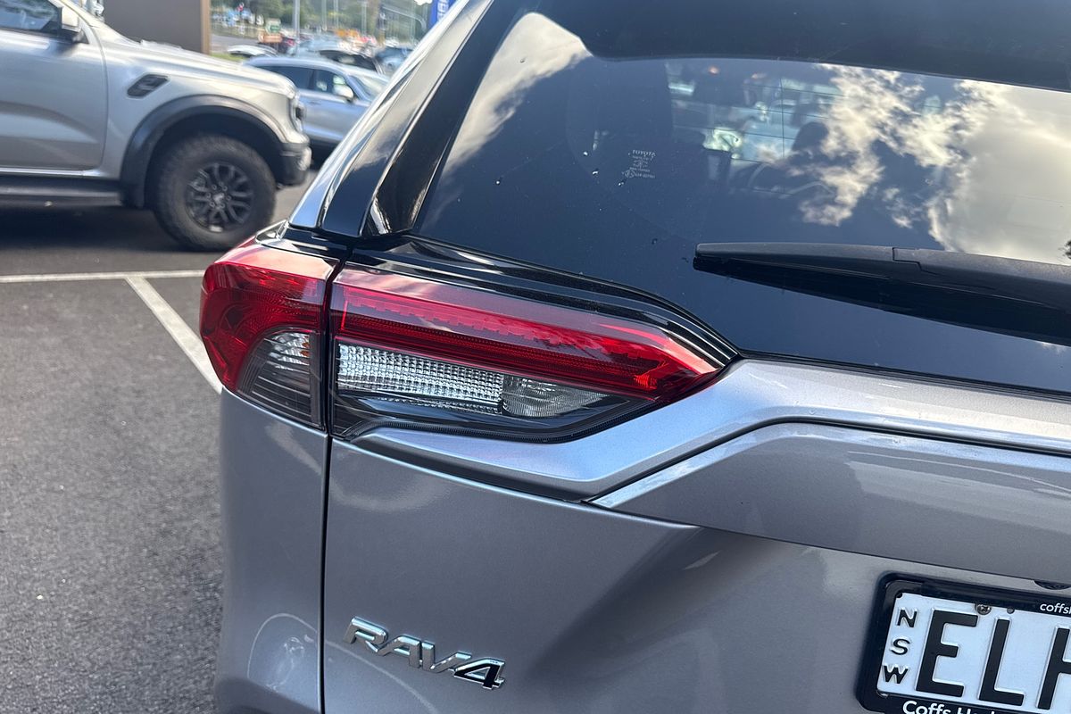 2020 Toyota RAV4 Cruiser AXAH54R
