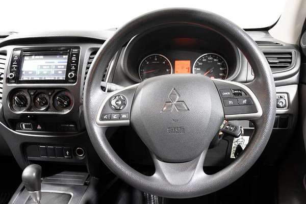 2018 Mitsubishi Triton GLX MQ 4X4