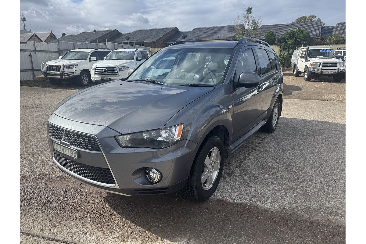 2012 Mitsubishi Outlander LS ZH