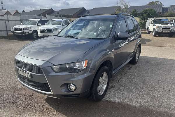 2012 Mitsubishi Outlander LS ZH