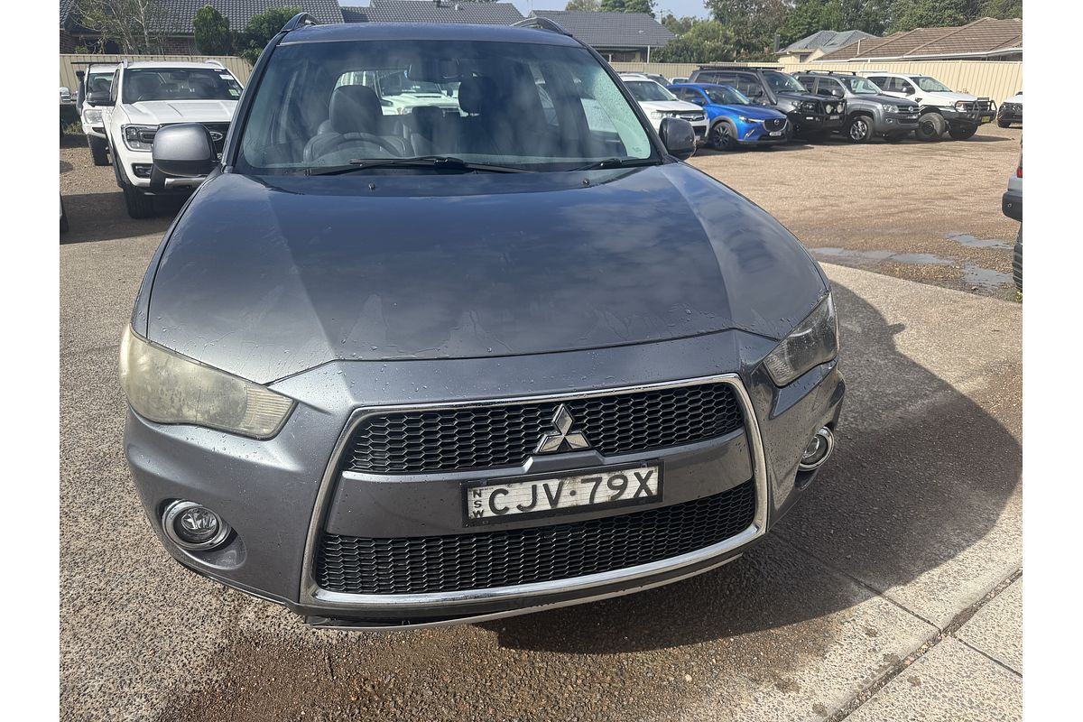 2012 Mitsubishi Outlander LS ZH