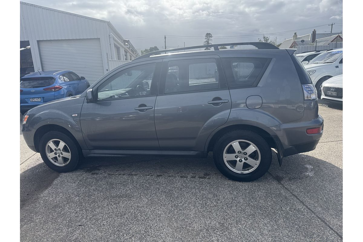 2012 Mitsubishi Outlander LS ZH