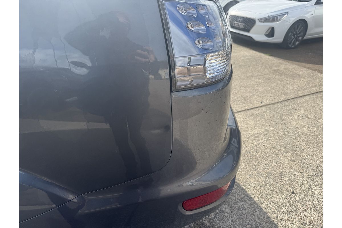 2012 Mitsubishi Outlander LS ZH