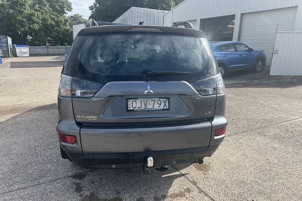 2012 Mitsubishi Outlander LS ZH