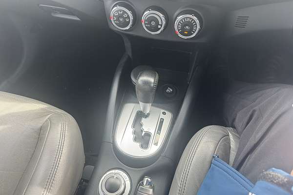 2012 Mitsubishi Outlander LS ZH