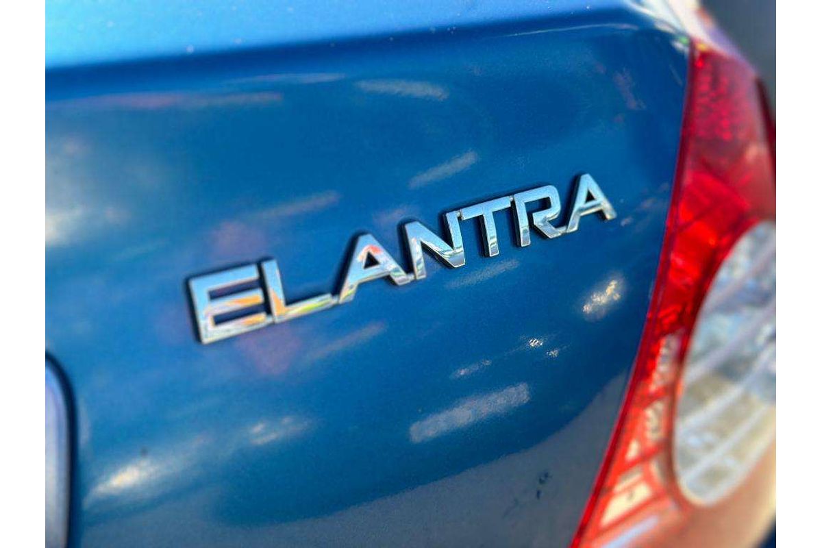2005 Hyundai Elantra  XD