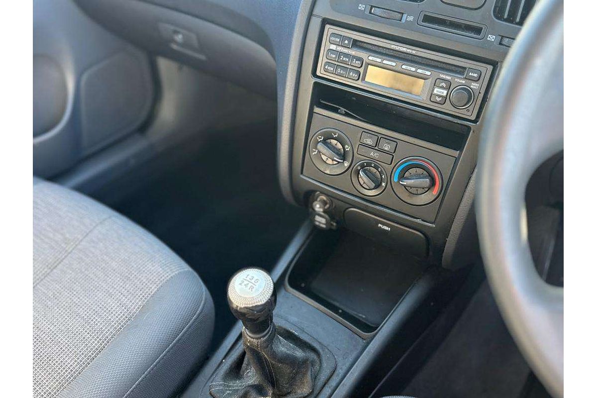 2005 Hyundai Elantra  XD