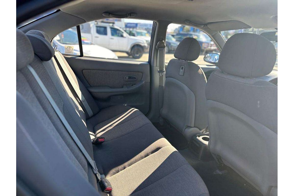 2005 Hyundai Elantra  XD