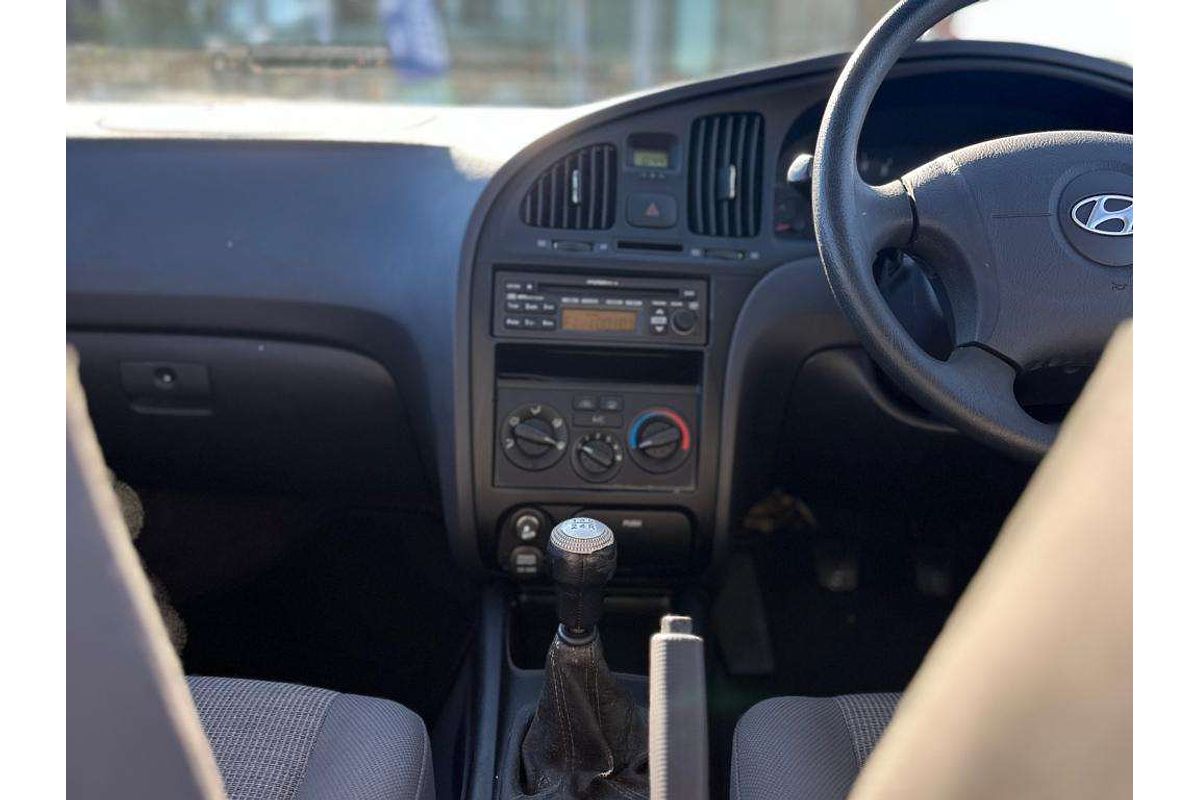 2005 Hyundai Elantra  XD