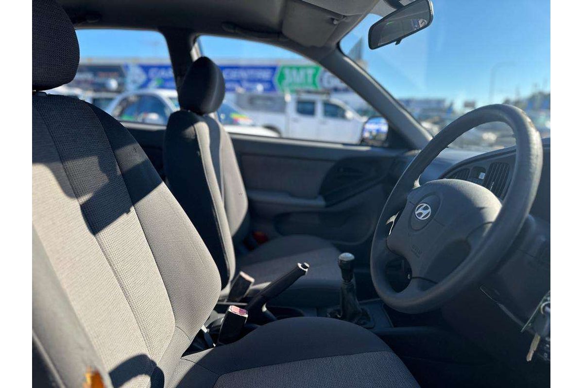 2005 Hyundai Elantra  XD