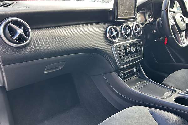 2013 Mercedes-Benz A 180 AMG LINE