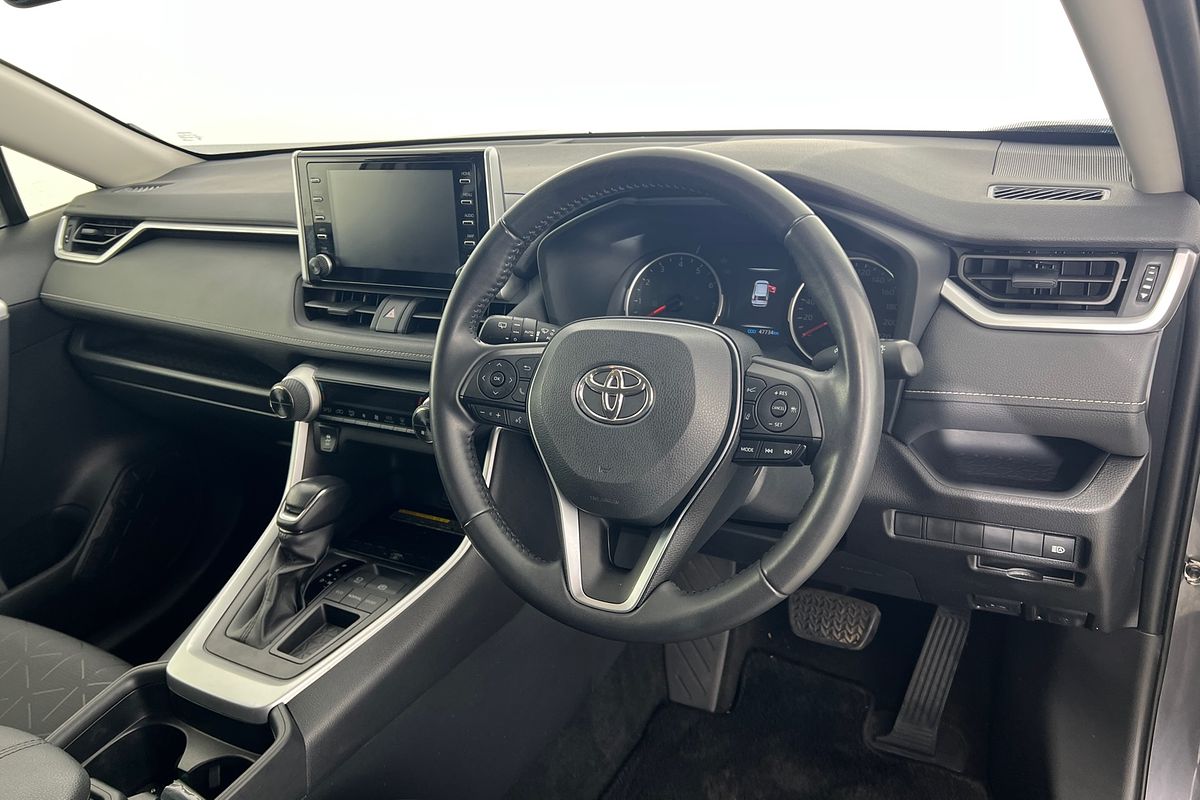 2021 Toyota RAV4 GXL MXAA52R