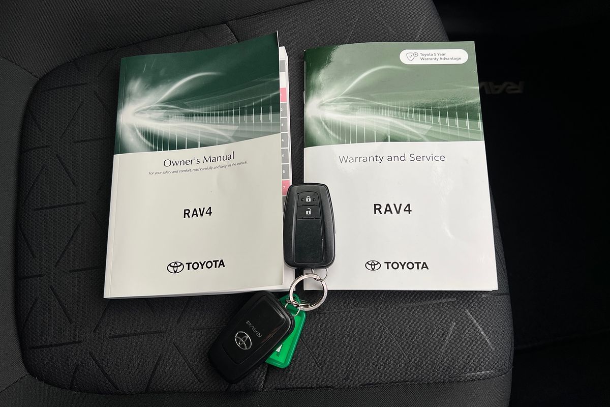 2021 Toyota RAV4 GXL MXAA52R
