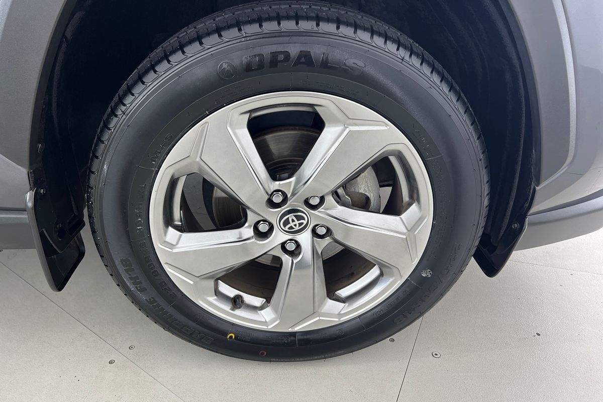 2021 Toyota RAV4 GXL MXAA52R
