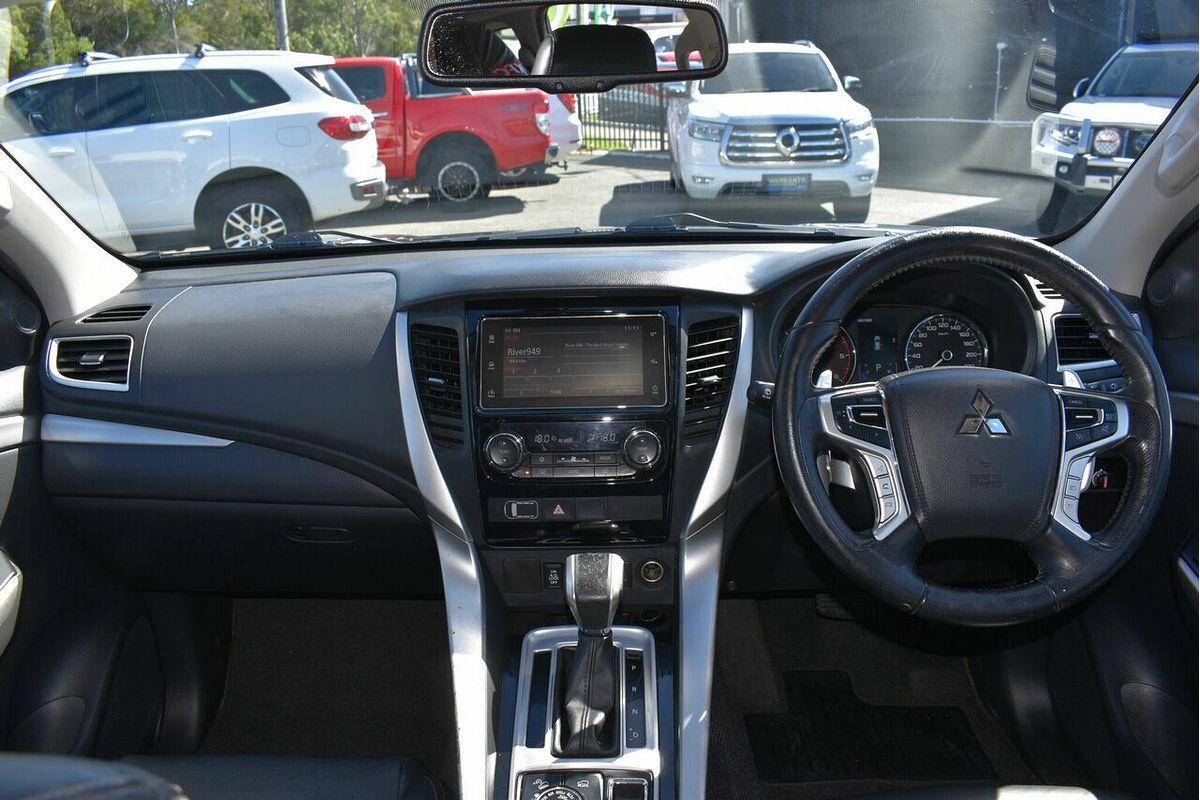 2017 Mitsubishi Pajero Sport GLS QE