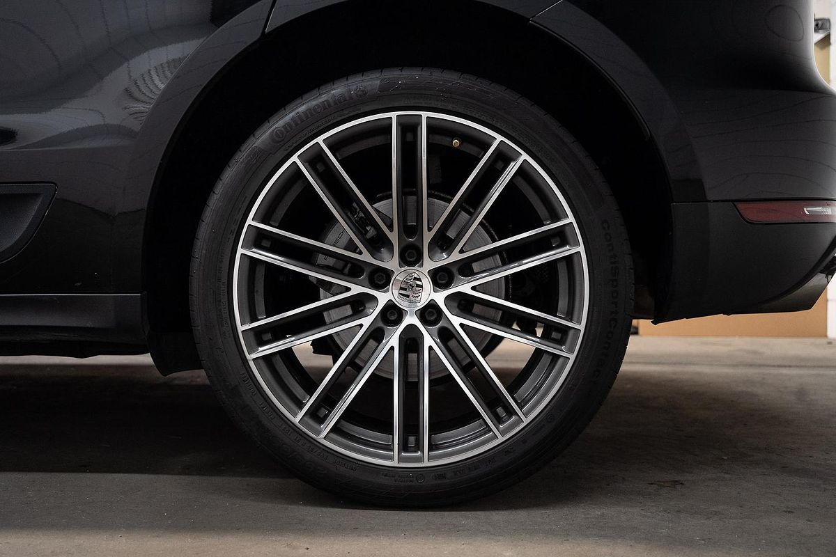 2019 Porsche Macan S 95B
