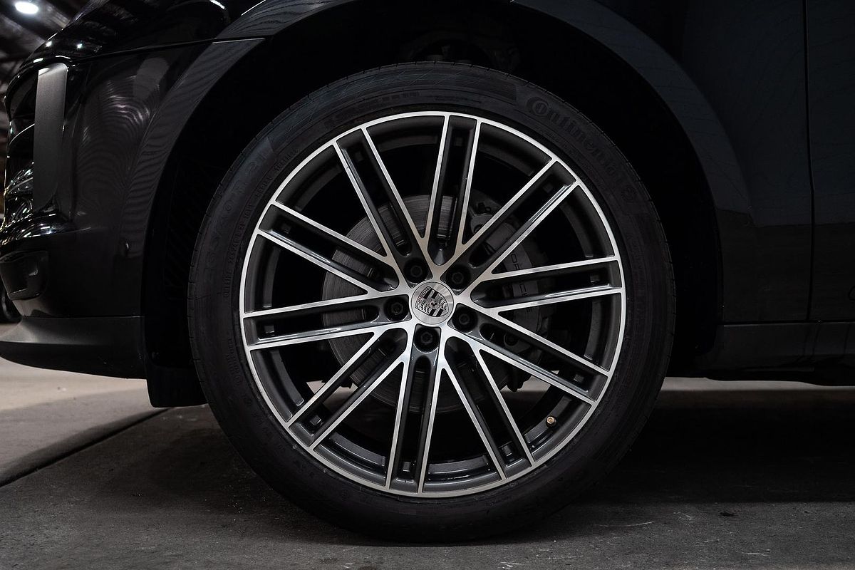 2019 Porsche Macan S 95B