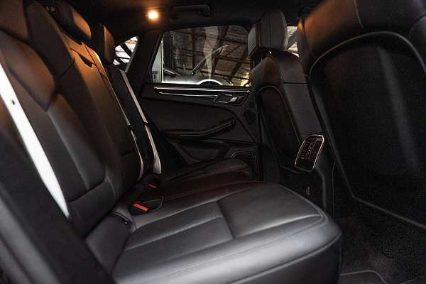 2019 Porsche Macan S 95B