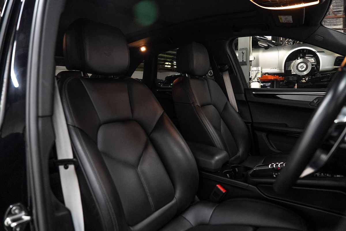 2019 Porsche Macan S 95B