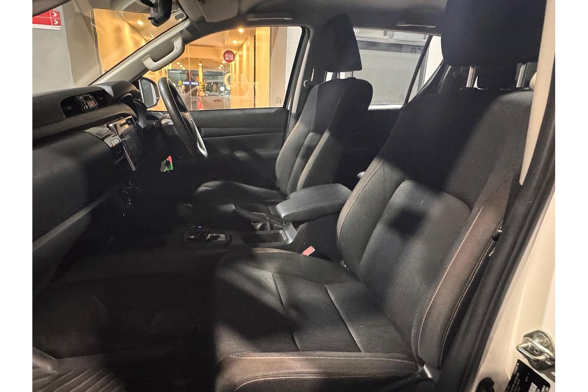 2019 Toyota Hilux SR GUN126R 4X4