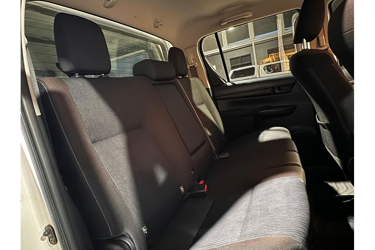 2019 Toyota Hilux SR GUN126R 4X4