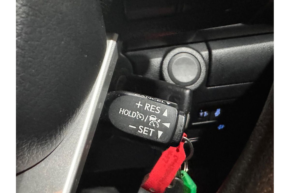 2019 Toyota Hilux SR GUN126R 4X4