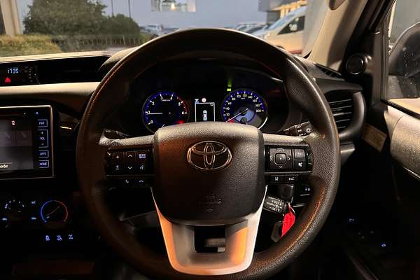 2019 Toyota Hilux SR GUN126R 4X4