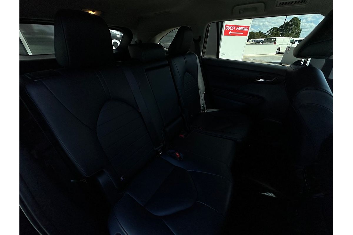 2023 Toyota Kluger