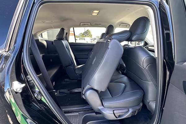 2023 Toyota Kluger